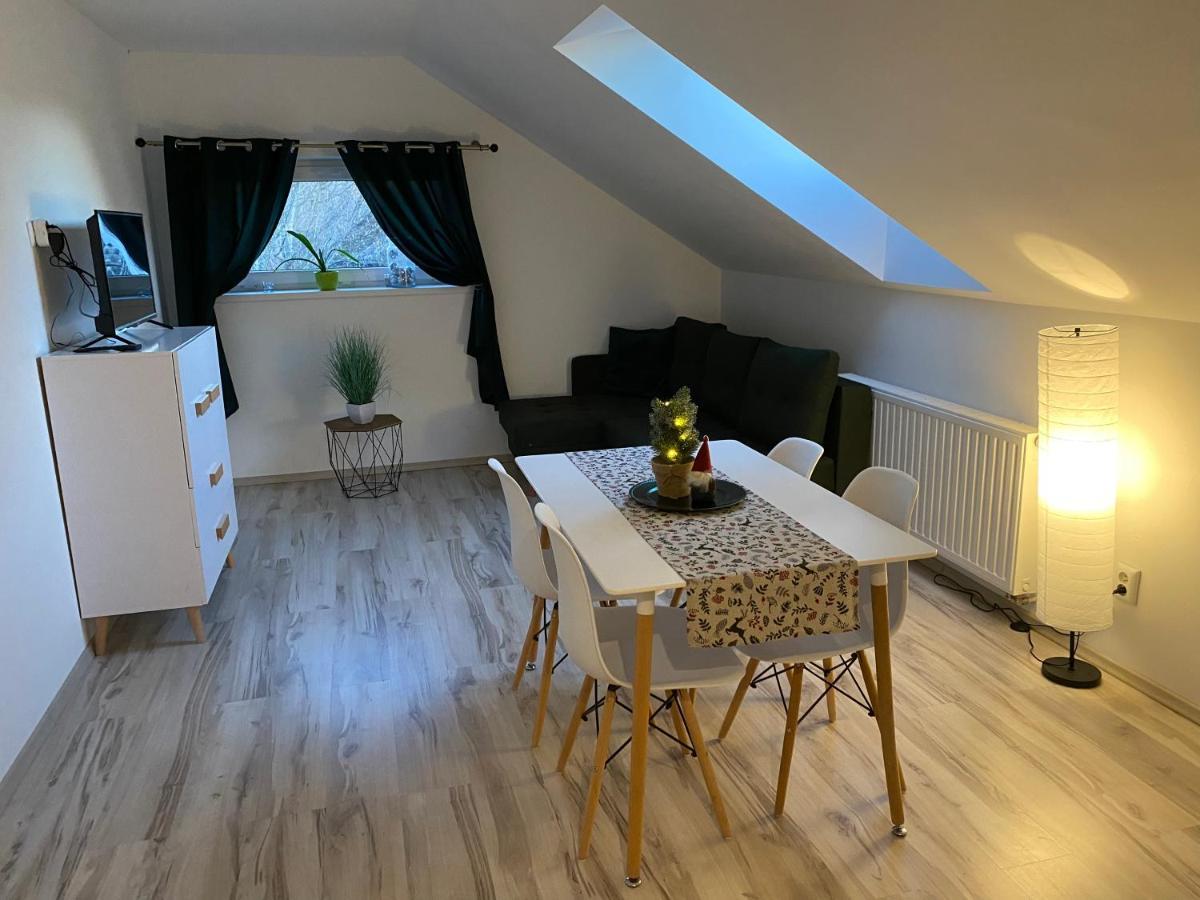 Apartamenty - Pod Wierzbami Dwikozy Eksteriør bilde